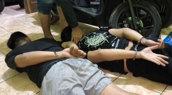 Rumah Tempat Transit Pelaku Curanmor Berikut Barang Bukti di Gunung Putri Bogor Digerebek Polisi
