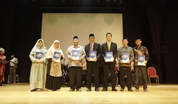 Milad ke-11, SMA Muhammadiyah 10 Surabaya Luncurkan 24 Buku Karya Siswa dan Guru