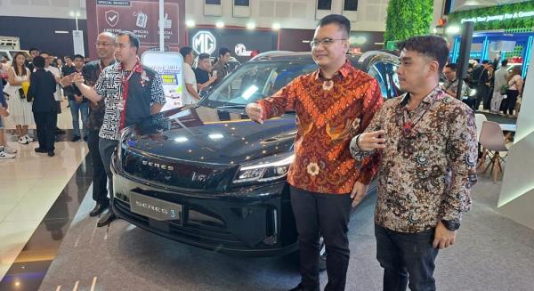 Perkuat Pasar Mobil Listrik di Jatim, PT Sokonindo Automobile Luncurkan Seres 3
