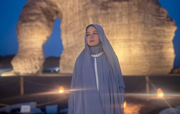 Haji Furoda, Kimberly Ryder Batal Berangkat Haji Tahun Ini
