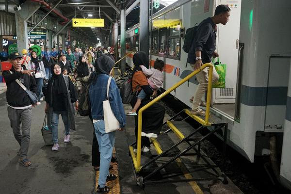 KAI Daop 4 Semarang Catat 25.486 Kedatangan Penumpang di Momen Libur Kenaikan Yesus Kristus