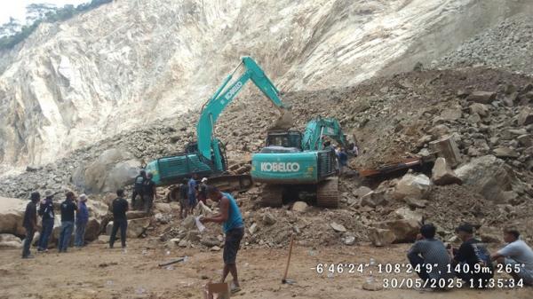 Tragedi Longsor Cirebon, Pemprov Jabar Hentikan Total Aktivitas Tambang di Gunung Kuda