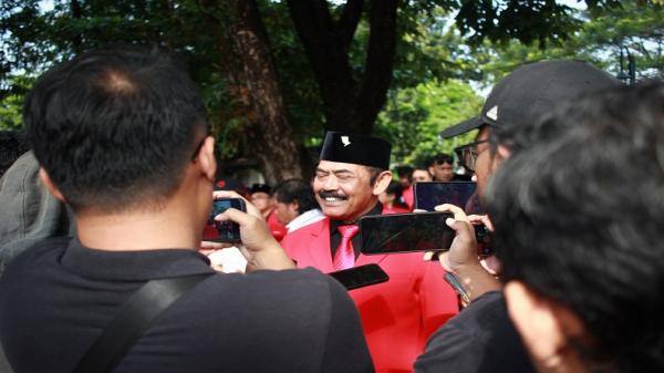 Ketua DPC PDIP Solo Gaungkan Semangat Gotong Royong saat   Momen Hari Lahir Pancasila