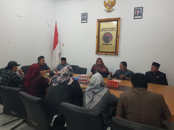 Fraksi PDI Perjuangan DPRD Indramayu Kritisi RPJMD Indramayu Reang