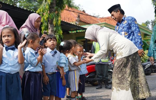 Bunda Cantika: Pola Asuh Tepat Kunci Turunkan Stunting di Bojonegoro