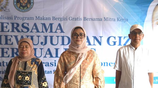 DPR RI dan BGN Dorong Partisipasi Masyarakat dalam Program MBG Surabaya