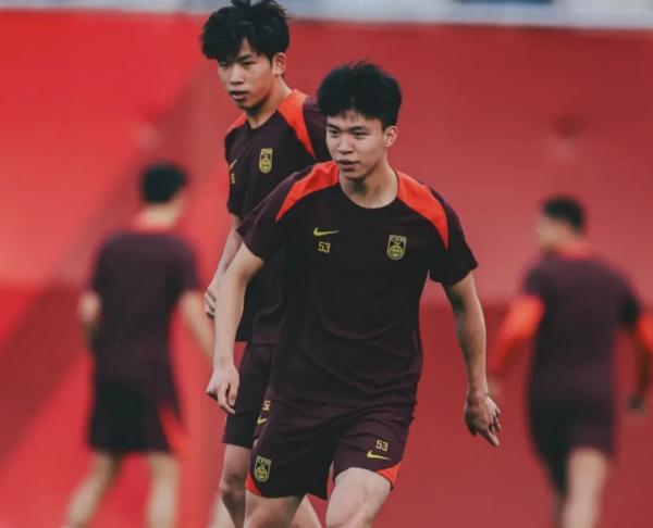 Tiba di Jakarta, Bintang Muda China Ancam Timnas: Siap Hancurkan Garuda di GBK!