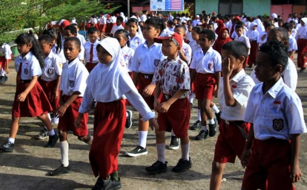 MK Putuskan Sekolah SD dan SMP Gratis, Disdikpora Karawang Masih Tunggu Intruksi Kemendikdasmen