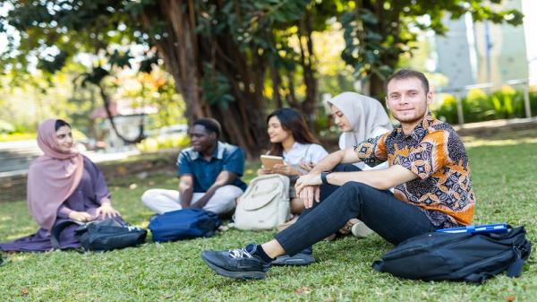 Pendaftar Internasional UMS Melonjak Drastis di Batch Pertama 2025, Tembus 5.647 Orang