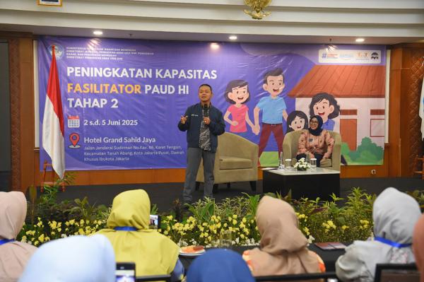 Bahaya Brain Rot, Wamendikdasmen Dorong Orang Tua Batasi Gawai pada Anak Usia Dini