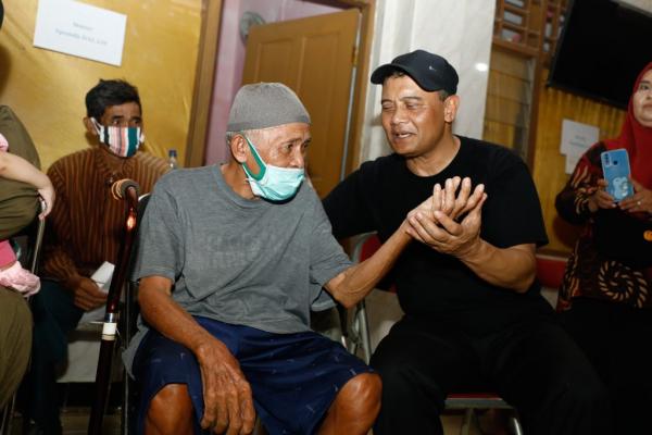 Susuri Wilayah Brebes, Gubernur Jateng Ahmad Luthfi Pantau Langsung Layanan Speling