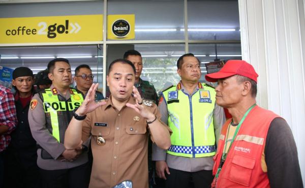 Tak Punya Juru Parkir, Toko Modern di Surabaya Bakal Ditutup, Begini Reaksi Wali Kota Surabaya