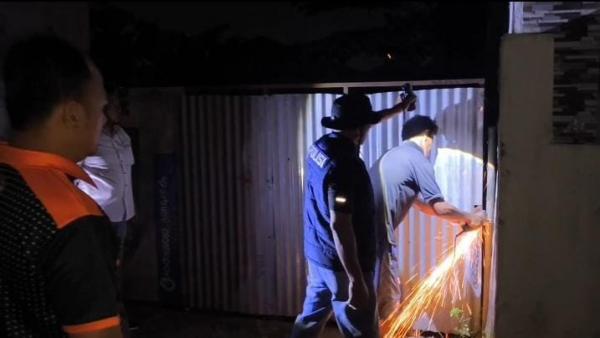 Gudang Oplosan Gas di Cileungsi Bogor Digerebek Polisi, Pelaku Gunakan Anjing Alarm Untuk Kabur