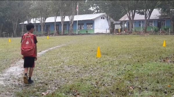 Senyum Marhelo dan Berkah MBG Kisah Siswa SD di Pedalaman Pulau Timor