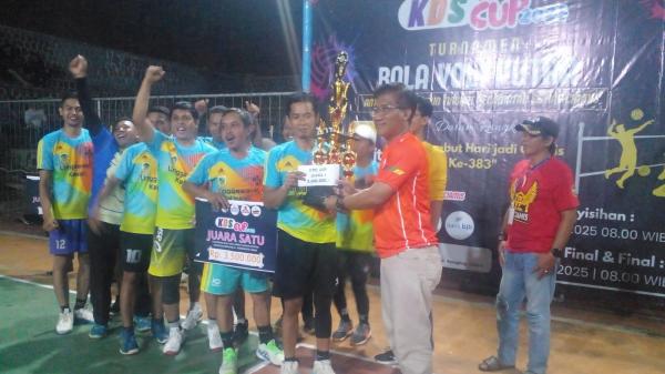 Tim FKKD Kawali Sabet Juara Turnamen Voli Antar Kadus KDS Cup 2025