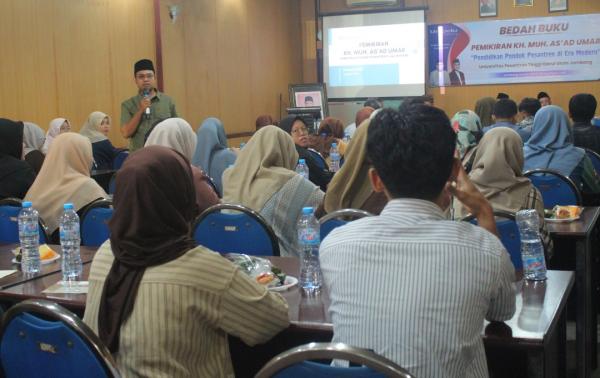 Bedah Buku KH. Muh As’ad Umar di Unipdu Jombang, Pelopor Modernisasi Pendidikan Pesantren