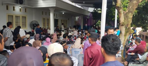 Dihadiri Bupati Ayu, Asisten Sulpakar adakan Sunat Massal untuk Anak Kurang Mampu di Negeri Agung