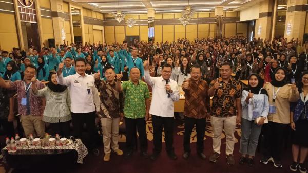 Jamin Makan Bergizi Nasional Aman, Ribuan Relawan di Surabaya Dibekali SOP Ketat!