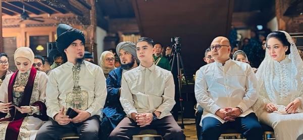 Maia Estianty dan Mulan Jameela Tampil Bareng di Siraman Al Ghazali, Gayanya Jadi Sorotan!