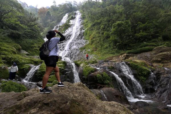 Curug Sikarim, Simfoni Air di Tengah Keheningan Dataran Tinggi Dieng