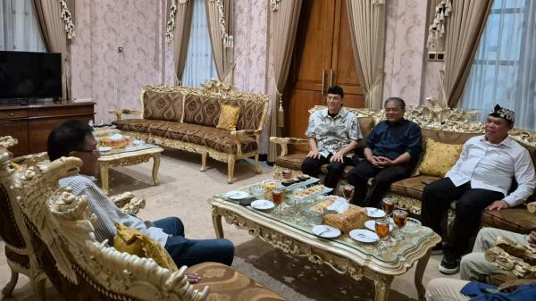 Kisah Inspiratif Putra Panjalu: Nurfallah Disambut Hangat Bupati Ciamis di Pendopo