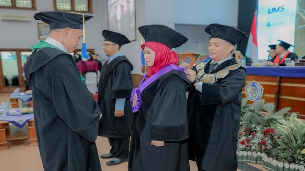 UMS Kukuhkan Guru Besar Psikologi Kesehatan Mental, Prof Eny Purwandari Ajak Perluas Literasi Mental