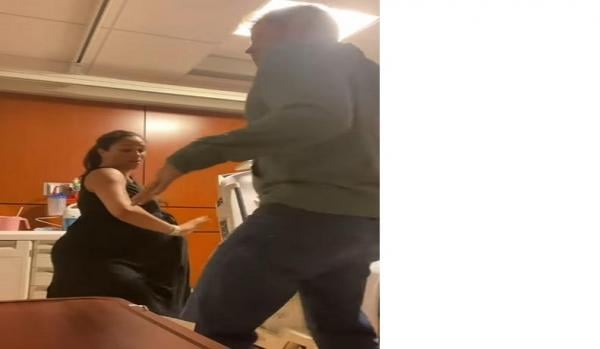 Viral, Meghan Markle Joget Asyik Bareng Pangeran Harry Jelang Melahirkan