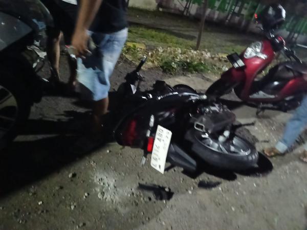 Tikungan Maut di Tarik, Pemuda Surabaya Terkapar Usai Adu Banteng dengan Ertiga