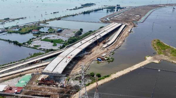 Ahli Tata Kota Undip Sebut Solusi Tercepat Atasi Banjir Rob Sayung Hanya dengan Tanggul Laut