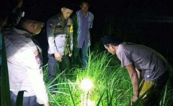 Menangis di Sawah, Bayi Laki-Laki Baru Lahir Ditemukan Warga di Sampang