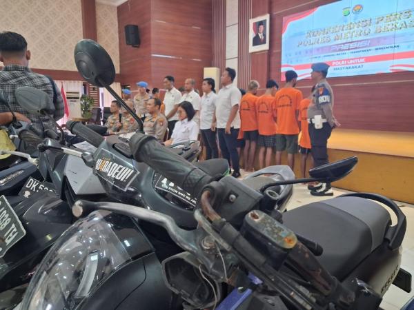 Beraksi di 37 Lokasi, Komplotan Maling Motor Ini Digulung Polres Metro Bekasi