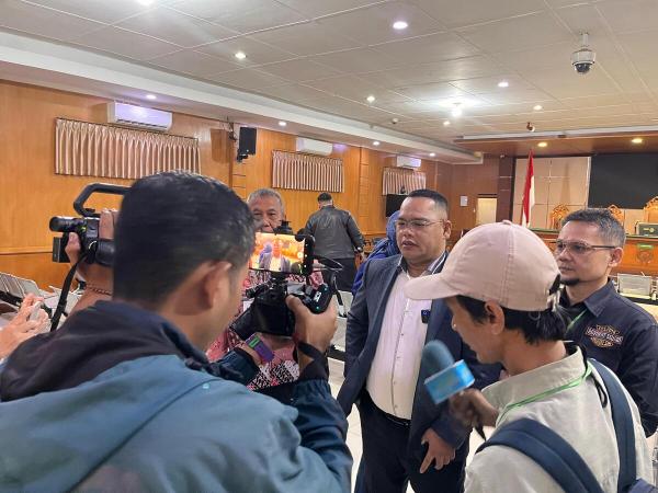 Gugatan Lisa Mariana Dinilai Tak Berdasar, Revelino Ajukan Intervensi demi Anak