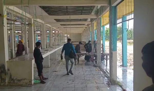 Puluhan Keran Air Pasar Topoyo Raib Digondol Maling, Diduga Aset Daerah Dijarah