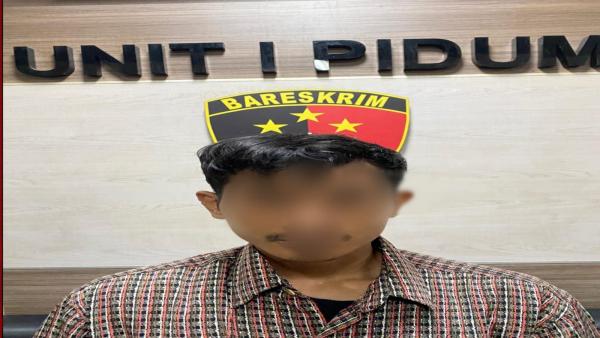 Bawa Kabur Perhiasan dan HP Peziarah, Pria Ini Diringkus di Jalan Pelabuhan Gresik