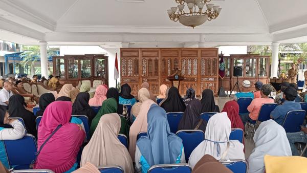 Tak Lolos PPPK, 93 Petugas Kebersihan Kota Banjar Dirumahkan Meski Puluhan Tahun Mengabdi
