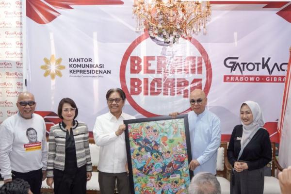 Dari Makan Gratis Hingga Reformasi Birokrasi: Berani Bicara Bahas Isu Strategis Prabowo-Gibran Dari Makan Gratis Hingga Reformasi Birokrasi: Berani Bicara Bahas Isu Strategis Prabowo-Gibran