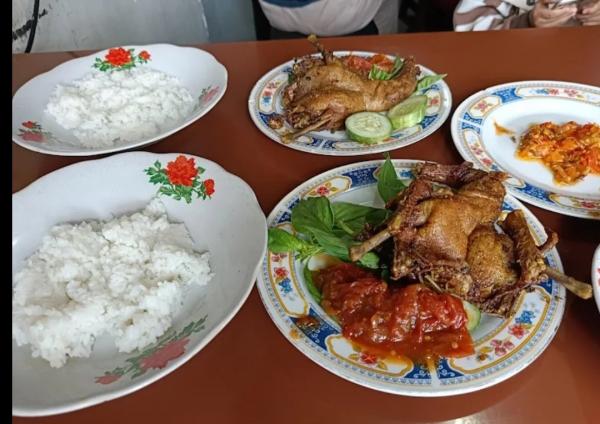 Tempat Makan Bebek Goreng Terbaik di Bandung yang Wajib Dicoba
