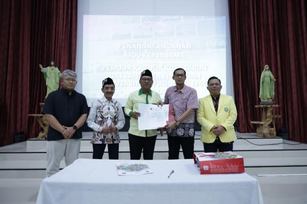 Pemuda Katolik Jatim Gandeng Untag Surabaya, Beri Beasiswa untuk Mahasiswa Berprestasi