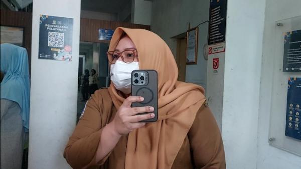 BREAKING NEWS Wartawan iNews TV Diintimidasi Oknum ASN Disdik Kota Bandung saat Liput PPDB