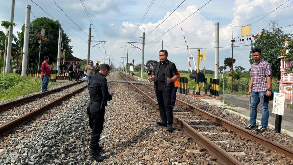 Polisi Sisir Jalur Rel, Usut Pelemparan Batu ke KA Sancaka di Klaten
