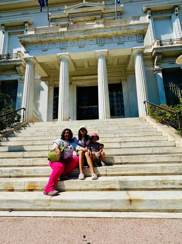 Trip Yunani: Menggali Sejarah dan Belajar Desain Wisata yang Ramah Pejalan Kaki