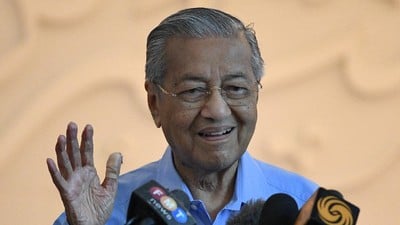 Mahathir Mohamad, Mantan Perdana Menteri Malaysia Genap Berusia 100 Tahun