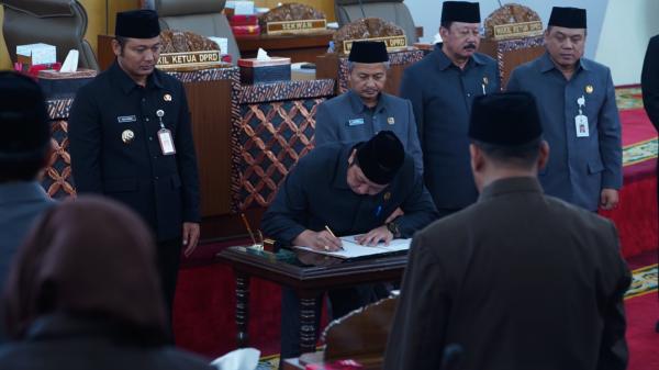 Empat Fraksi DPRD Boyolali Sahkan RPJMD 2025-2029, Bupati Agus: Ini Roadmap Menuju Boyolali Maju