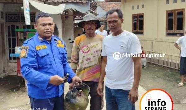 Tabung Gas Ngambek Saat Jualan Bakso, Damkar Tanara-Serang Jadi Pahlawan Dadakan