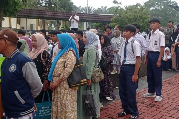 Fasilitas Sekolah Rakyat di Lebak Dilengkapi AC dan Laptop untuk Setiap Siswa