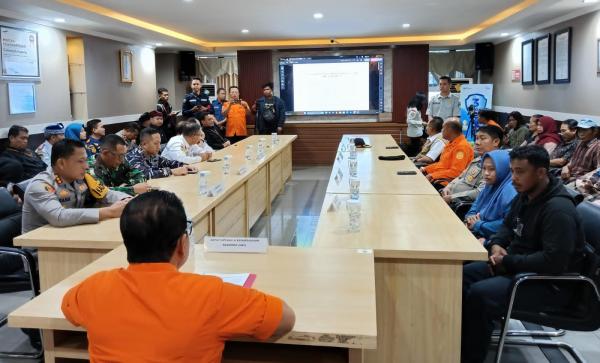 Tragedi KMP Tunu Pratama Jaya, Operasi SAR Dihentikan, Masih 17 Korban Hilang