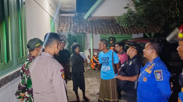 Diserang Monyet Liar, Bocah MI di Jombang Alami Luka Robek 4 Jahitan di Tangan