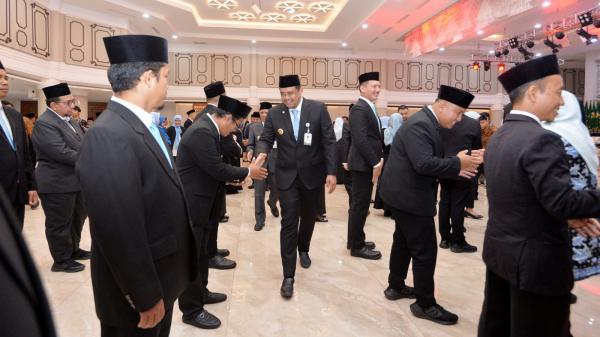 Amanah Baru, Bobby Nasution Lantik 103 Pejabat Pemprov Sumut: Kita Semua Pelayan Masyarakat