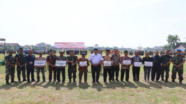 Bupati Sragen Buka TMMD, Infrastruktur dan Karakter Warga Desa Dibangun Bersama