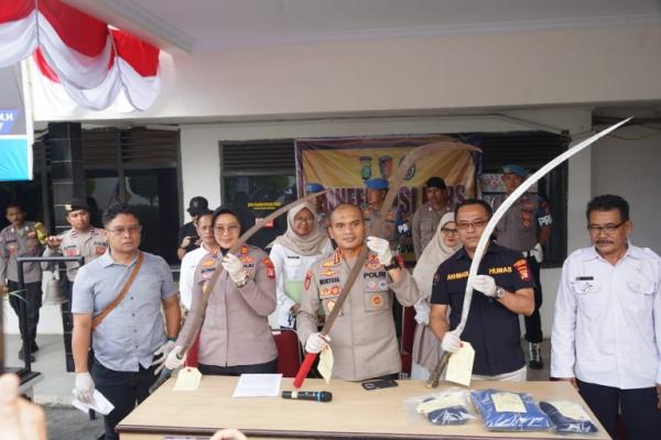 2 Geng Pelajar di Bekasi Bentrok, 1 Luka Bacok dan 4 Orang Masuk Penjara